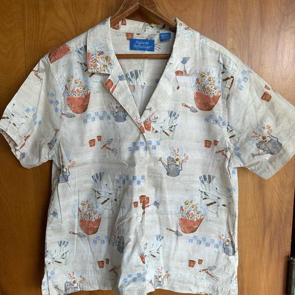 Natural Reflections Cream Short-Sleeve Floral & Watering Can Camp Shirt